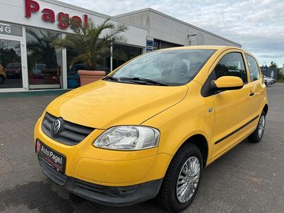 Brugt VW Fox 54 HK (39 kW) 2007 Gul Hatchback