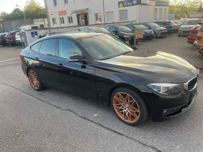 Gebraucht BMW 330 Gran Turismo Advantage 258 PS (189 kW) 2017 Schwarz ii/bonnet fluid black Limousine