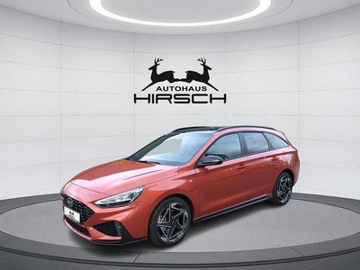 Neu Hyundai i30 140 PS (102 kW) 2025 Orange Kombi