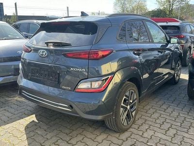 Gebraucht Hyundai Kona Edition 30+ 100 kW (136 PS) 2022 Blau SUV