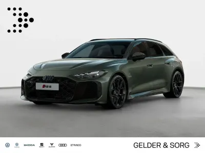 Neu Audi RS5 Sport 639 PS (469 kW) 2026 Bedfordgrün metallic Kombi