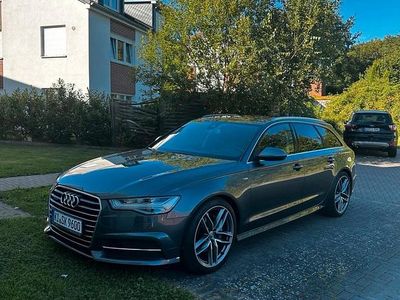 Grau Gebraucht 2015 Audi A6 Competition Kombi | 20.300 € (Fairer Preis)