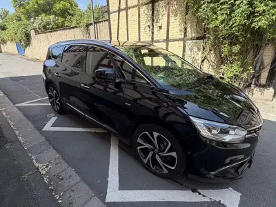 Gebraucht Renault Grand Scénic IV Bose Edition 160 PS (117 kW) 2018 Van / Kleinbus