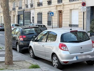 Usata Renault Clio III 101 CV (74 kW) 2010 Grigio Utilitaria