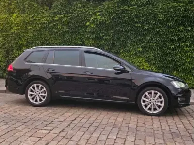 Gebraucht VW Golf VII Highline 2015 Schwarz Kombi
