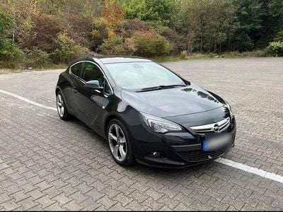 Opel Astra GTC