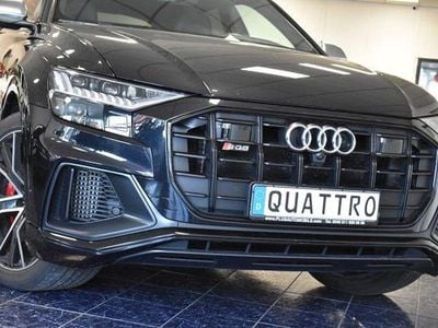 Orcaschwarz/deep black Gebraucht 2020 Audi SQ8 Sport SUV | 73.880 € (Teuer)