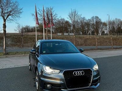 Gebraucht Audi A1 Sportback S-Line 122 PS (89 kW) 2013 Grau Kleinwagen