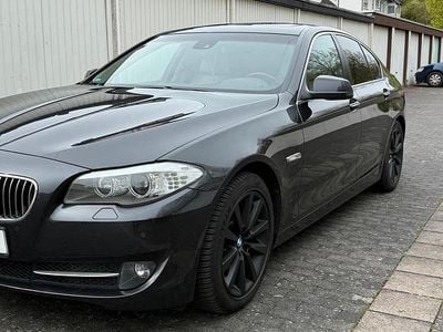 Usata BMW 520 184 CV (135 kW) 2011 Grigio Berlina