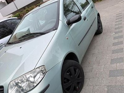Gebraucht Fiat Punto 60 PS (44 kW) 2003 Grün Kleinwagen