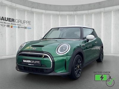 Gebraucht Mini Cooper SE 135 kW (184 PS) 2021 Gruen Kleinwagen