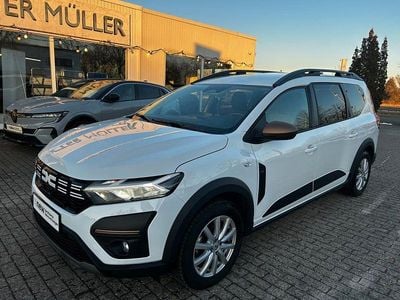 Gebraucht Dacia Jogger Extreme 94 PS (69 kW) 2024 Weiß Van / Kleinbus