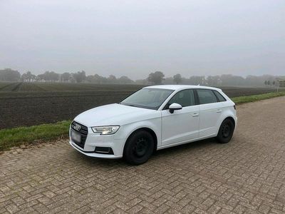 Second-hand Audi A3 115 CP (84 kW) 2016 Alb Berlinǎ