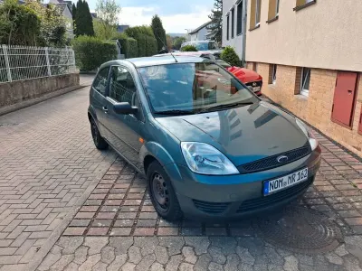Gebraucht Ford Fiesta 60 PS (44 kW) 2003 Grün Kleinwagen