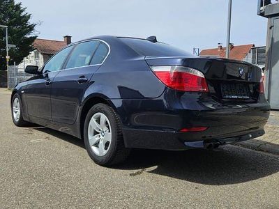 Usata BMW 525 Sport Line 218 CV (160 kW) 2006 Blu Berlina