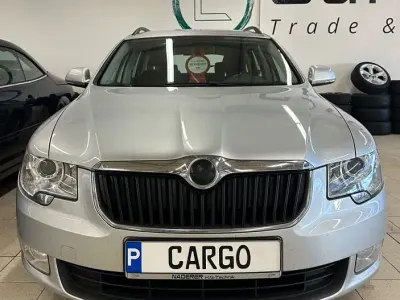 Gebraucht Skoda Superb 140 PS (102 kW) 2010 Silber Kombi