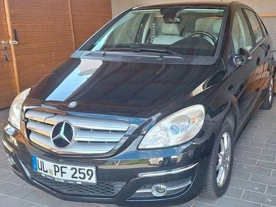 Occasion Mercedes B180 109 PK (80 kW) 2010 Zwart MPV
