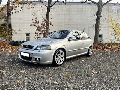 Silber Gebraucht 2004 Opel Astra OPC | 5.899 €