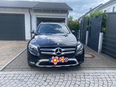 Mercedes GLC220