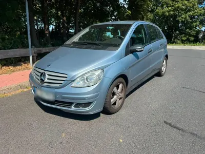 Gebraucht Mercedes B150 70 PS (51 kW) 2006 Blau Van / Kleinbus