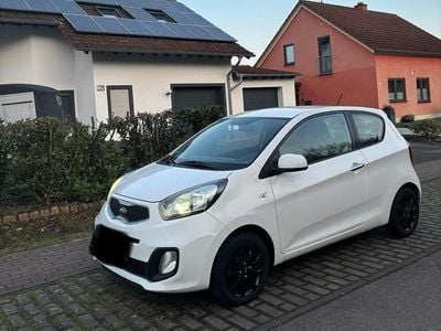 Gebraucht Kia Picanto 69 PS (50 kW) 2014 Weiß Kleinwagen