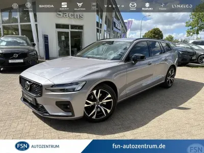 Gebraucht Volvo V60 Ultra 197 PS (144 kW) 2025 Silber Kombi
