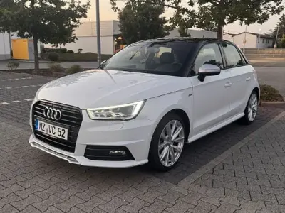 Gebraucht Audi A1 Sportback S-Line 95 PS (69 kW) 2018 Weiß Kleinwagen
