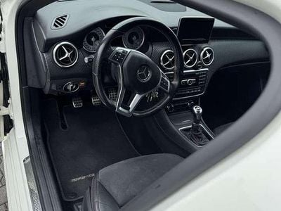 Mercedes A200