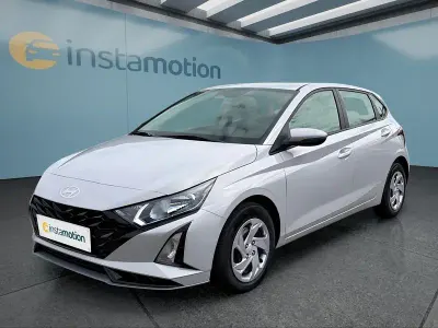 Neu Hyundai i20 90 PS (66 kW) 2026 Grau Kleinwagen