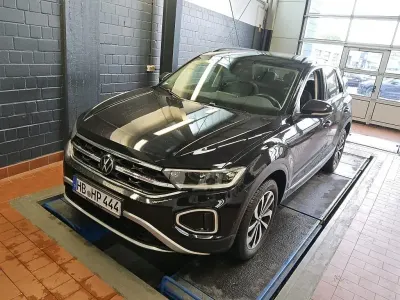 Gebraucht VW T-Roc Beats 150 PS (110 kW) 2023 Deep black perleffekt SUV