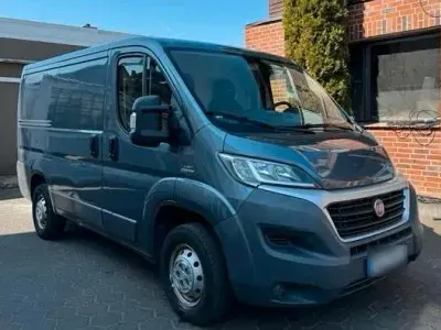 Gebraucht Fiat Ducato 130 PS (95 kW) 2014 Blau Van