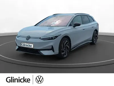 Gebraucht VW ID.7 Pro 210 kW (286 PS) 2024 Gletscherweiß metallic Kombi