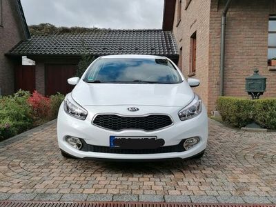 gebraucht Kia Ceed cee'd /1.6 CVVT Mind Mind