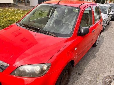 Second-hand Mazda 2 75 CP (55 kW) 2006 Roșu Hatchback