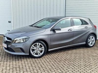 Usata Mercedes A180 Urban 122 CV (89 kW) 2016 Grigio Berlina