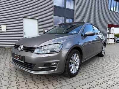 Gebraucht VW Golf VII LOUNGE 110 PS (80 kW) 2015 Grau Limousine