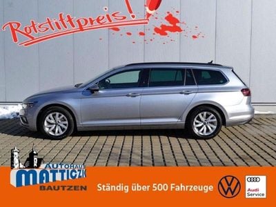 Gebraucht VW Passat 150 PS (110 kW) 2023 Pyritsilber metallic (metallic) Kombi