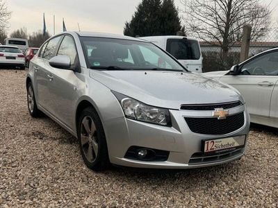 Gebraucht Chevrolet Cruze LTZ 141 PS (103 kW) 2011 Silber Kleinwagen