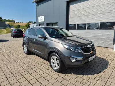 Gebraucht Kia Sportage Spirit 163 PS (119 kW) 2012 Grau SUV