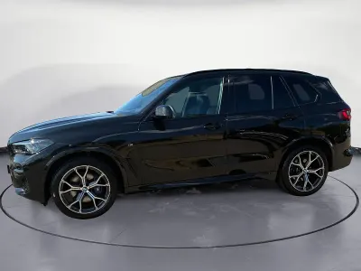 Gebraucht BMW X5 Performance 286 PS (210 kW) 2023 Schwarz SUV