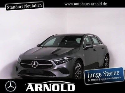 Gebraucht Mercedes A250 Progressive 163 PS (119 kW) 2025 Grau Limousine