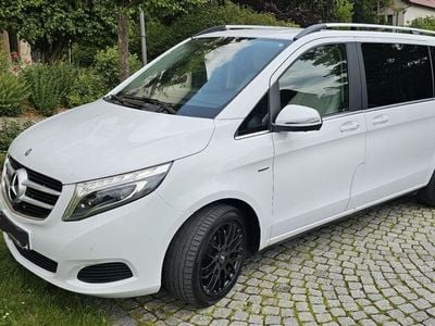 Mercedes V250