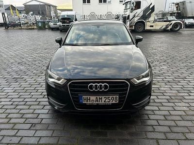 Schwarz Gebraucht 2016 Audi A3 Attraction Limousine | 9.500 € (Guter Preis)