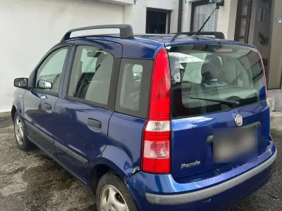 Gebraucht Fiat Panda 90 PS (66 kW) 2009 Blau Kleinwagen
