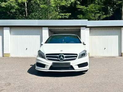Gebraucht Mercedes A180 122 PS (89 kW) 2013 Weiß Limousine