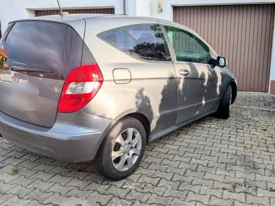 Gebraucht Mercedes A150 70 PS (51 kW) 2008 Silber Limousine