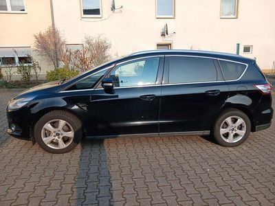 Gebraucht Ford S-MAX Titanium 179 PS (131 kW) 2017 Schwarz Van / Kleinbus