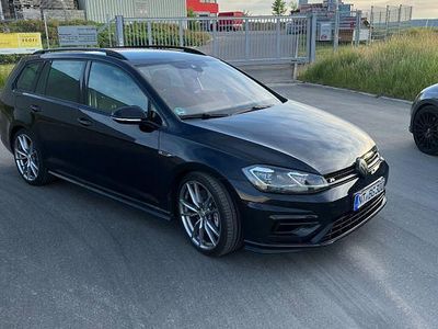 Schwarz Gebraucht 2019 VW Golf VII R Kombi | 28.000 € (Fairer Preis)