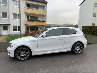 gebraucht BMW 118 118 d DPF Edition Lifestyle