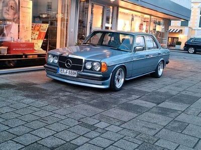 gebraucht Mercedes E230 W123